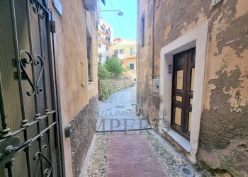12.jpeg - Bilocale Vico Saonese 18, Ventimiglia - foto 12