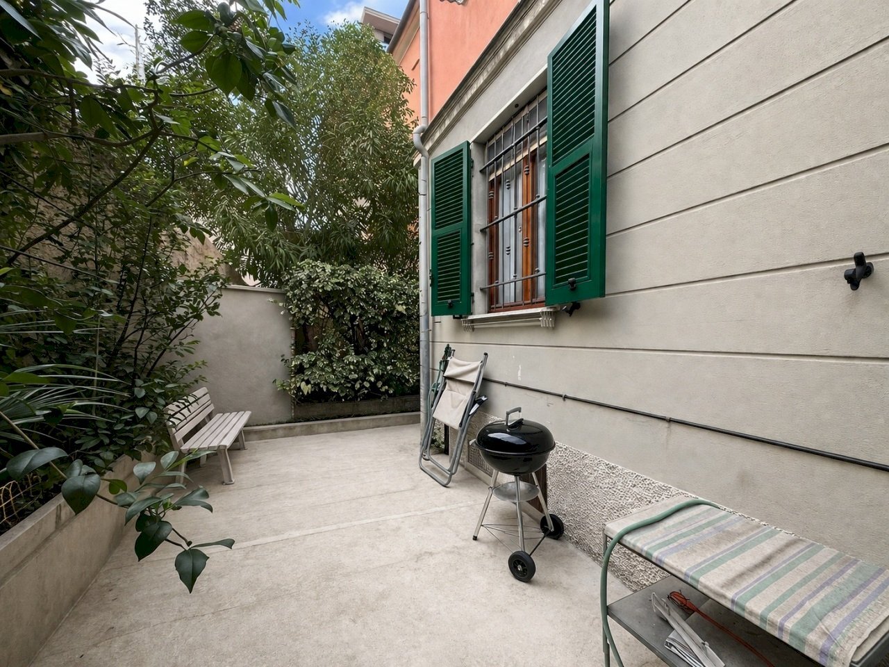 esterno01.jpg - Trilocale Chiavari - foto 2