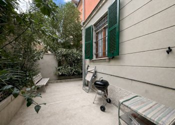 esterno01.jpg - Trilocale Chiavari - foto 2