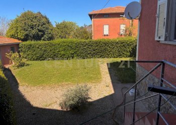 giardino.jpg - Casa indipendente Strada Statale 1 42, Orbetello - foto 4