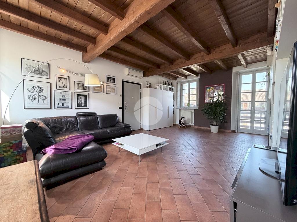 Four-room apartment Vicolo pusterla, Corbetta - photo 1