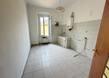 IMG_4371.JPG - Trilocale Viale Giuseppe Mazzini, Sarzana - foto 21