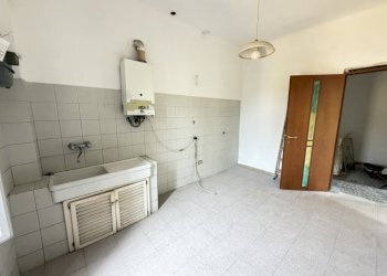 IMG_4374.JPG - Trilocale Viale Giuseppe Mazzini, Sarzana - foto 24