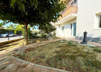 Quadrilocale Via giardini, Longiano - foto 4