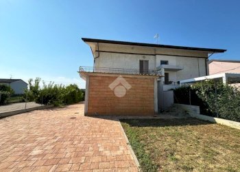 Quadrilocale Via giardini, Longiano - foto 7