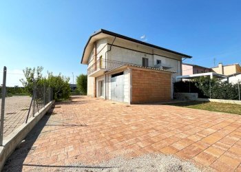 Quadrilocale Via giardini, Longiano - foto 10