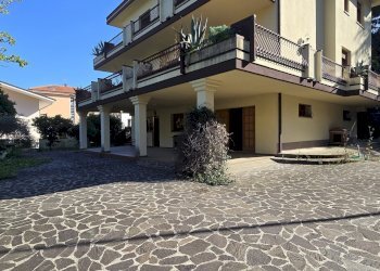 Villa Unifamiliare Strada Colle Marino, 55, Pescara - foto 8