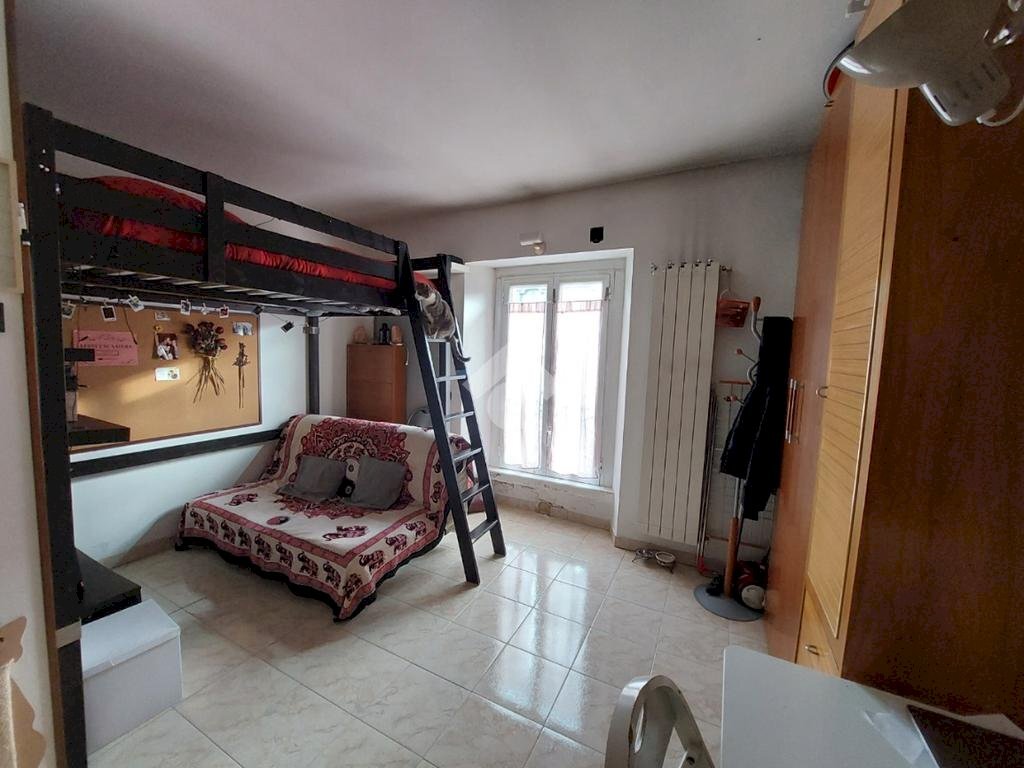 One-room apartment Via Clusone, Milano - photo 1