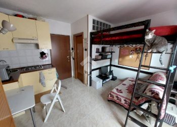 One-room apartment Via Clusone, Milano - photo 4