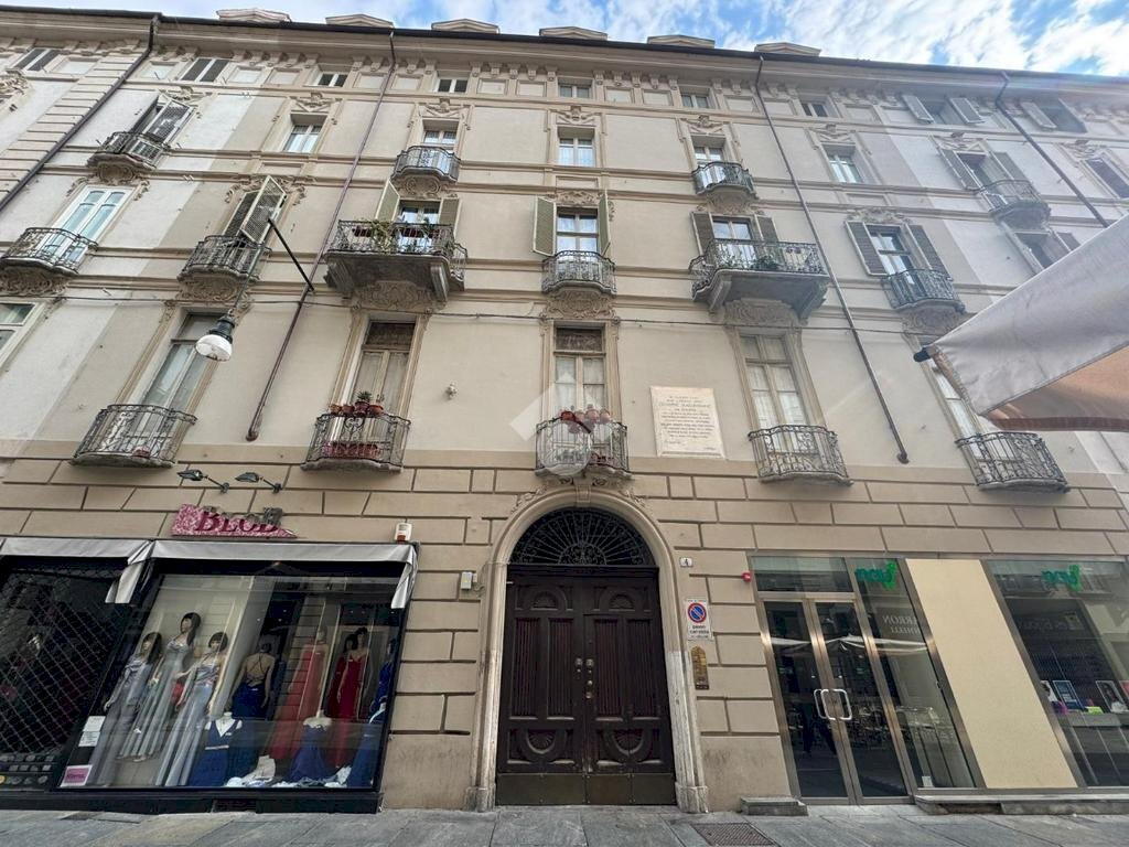 Bilocale Via Giuseppe Garibaldi, Torino (zona Centro) - foto 1