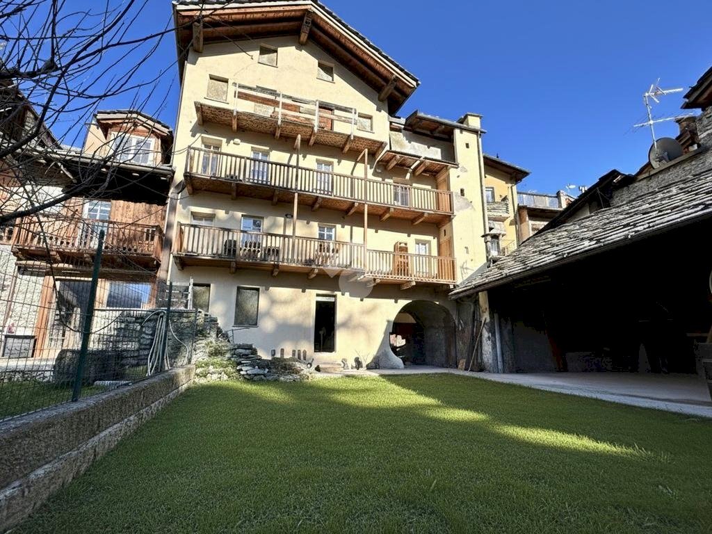 Trilocale Via Croix, Aosta - foto 1