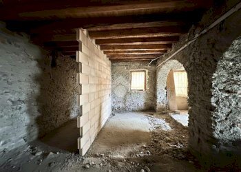 Trilocale Via Croix, Aosta - foto 6