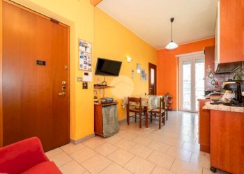 Trilocale Via breglio, Torino (zona Borgo Vittoria) - foto 1