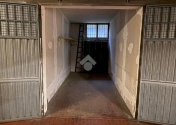 Box Via Ferrarese, Bologna (zona Bolognina) - foto 1