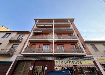 Two-room apartment Via Foglizzo, Torino (neighborhood Lucento) - photo 1