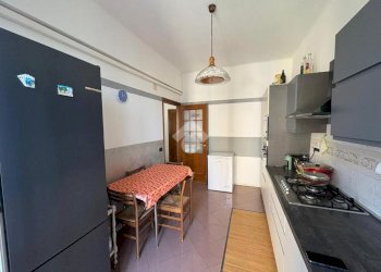 Appartamento Via la Spezia, Genova (zona Sampierdarena) - foto 9