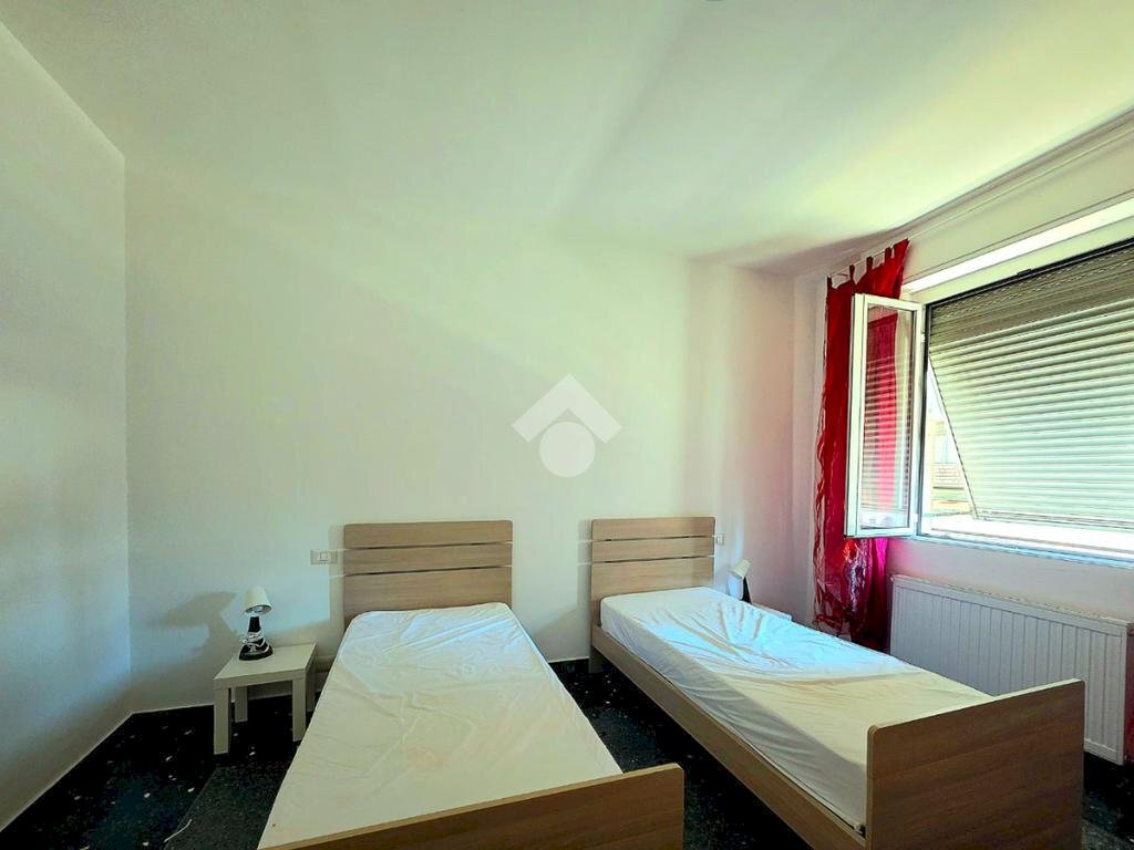 Quadrilocale Via G. Cuneo, Savona (zona Legino) - foto 3