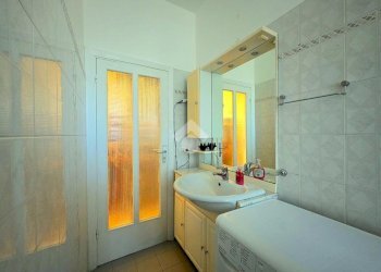 Quadrilocale Via G. Cuneo, Savona (zona Legino) - foto 31