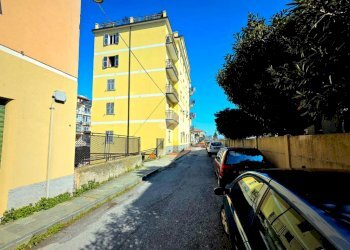 Quadrilocale Via G. Cuneo, Savona (zona Legino) - foto 36