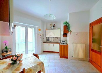 Quadrilocale Via Aleardi, Savona (zona Santa Rita) - foto 8