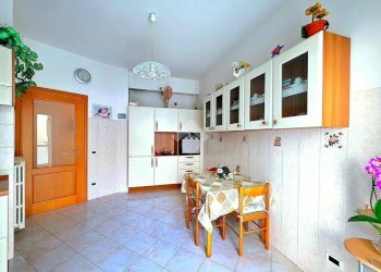 Quadrilocale Via Aleardi, Savona (zona Santa Rita) - foto 12