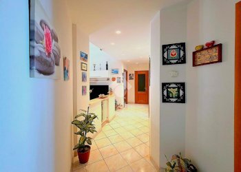 Quadrilocale Via Aleardi, Savona (zona Santa Rita) - foto 14