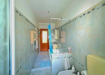 Quadrilocale Via Aleardi, Savona (zona Santa Rita) - foto 33