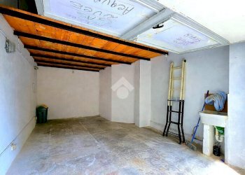 Box Via Mongrifone, Savona (zona Mongrifone) - foto 2