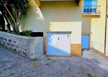 Box Via Mongrifone, Savona (zona Mongrifone) - foto 10