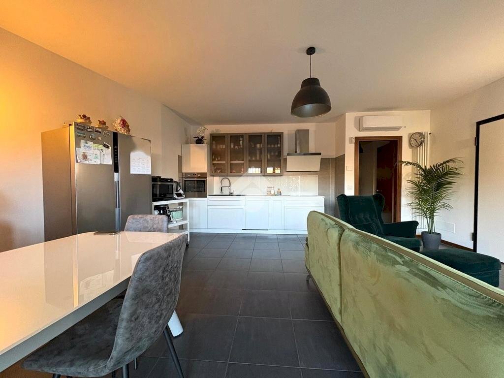 Three-room apartment Via Pisa, Legnano - photo 1