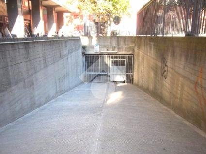 Posto Auto Via delle Casse, Bologna (zona Centro Storico) - foto 1
