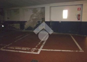 Posto Auto Via delle Casse, Bologna (zona Centro Storico) - foto 3