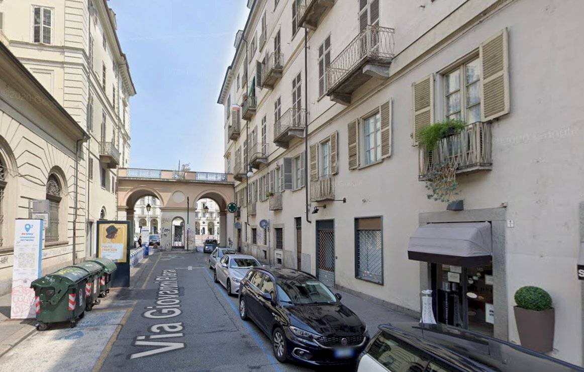 Negozio Via Giovanni Plana, 1, Torino (zona Centro) - foto 1