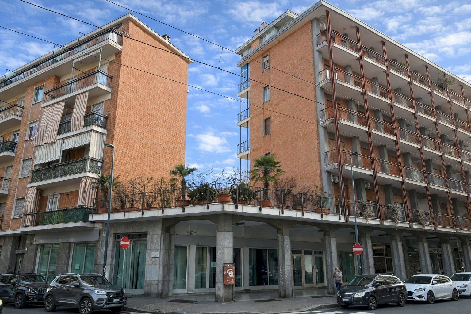 Negozio Via Bibiana, 25, Torino (zona Borgo Vittoria) - foto 1