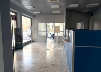 Negozio Via Bibiana, 25, Torino (zona Borgo Vittoria) - foto 7