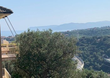 Quadrilocale Via Zambolino, 15, Celle Ligure - foto 1