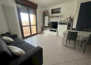 Three-room apartment Via Gennari, Torrile - photo 1