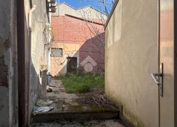 Semi-detached house Via Primo Boccati, Copparo - photo 12