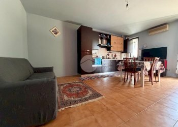 Two-room apartment Via Don Milani, Pessano con Bornago - photo 3