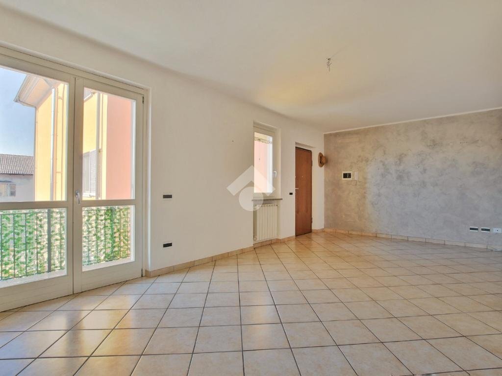 Four-room apartment Via Solaro del Borgo, Livorno Ferraris - photo 1