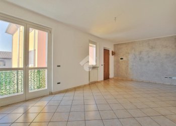 Quadrilocale Via Solaro del Borgo, Livorno Ferraris - foto 1