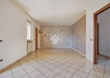 Quadrilocale Via Solaro del Borgo, Livorno Ferraris - foto 9