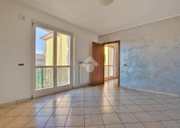 Quadrilocale Via Solaro del Borgo, Livorno Ferraris - foto 12