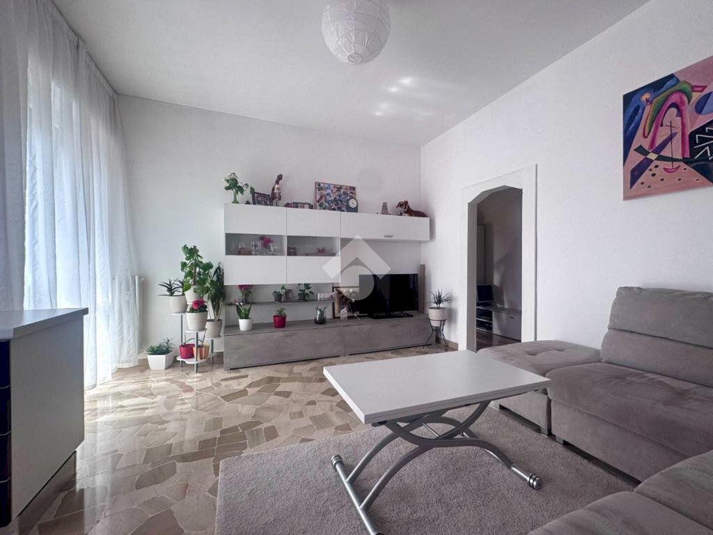 Two-room apartment Via Libertà, Rescaldina - photo 1