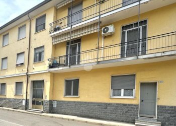 Bilocale Via Varesina, Rescaldina - foto 1