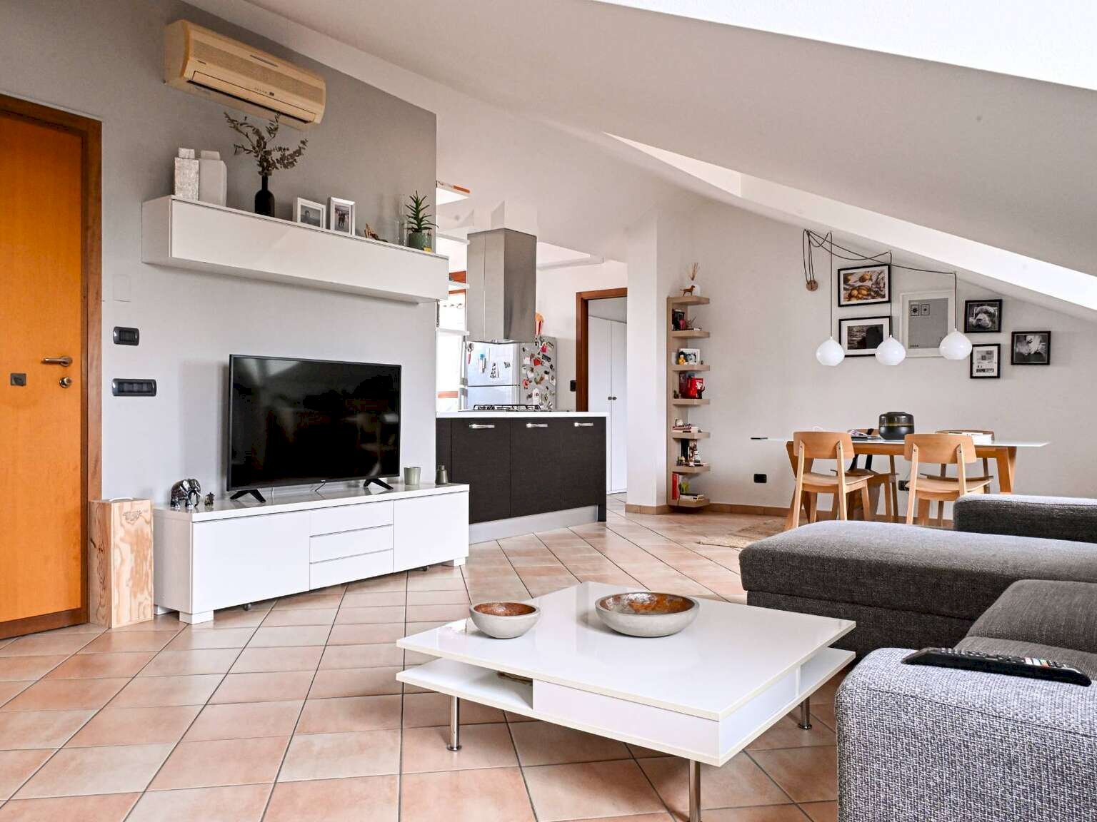 Three-room apartment Monza (neighborhood Libertà) - photo 2