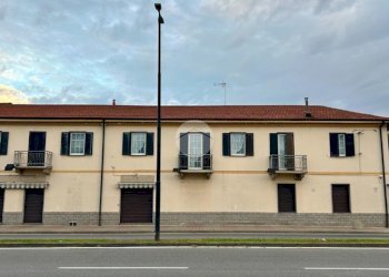 Casa semi indipendente Strada Torino, Beinasco - foto 1