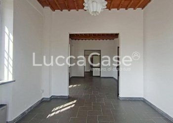 Locale Commerciale Lucca - foto 10