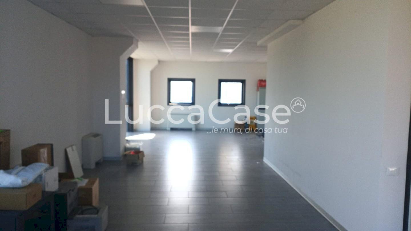 Office Ospedaletto - photo 1