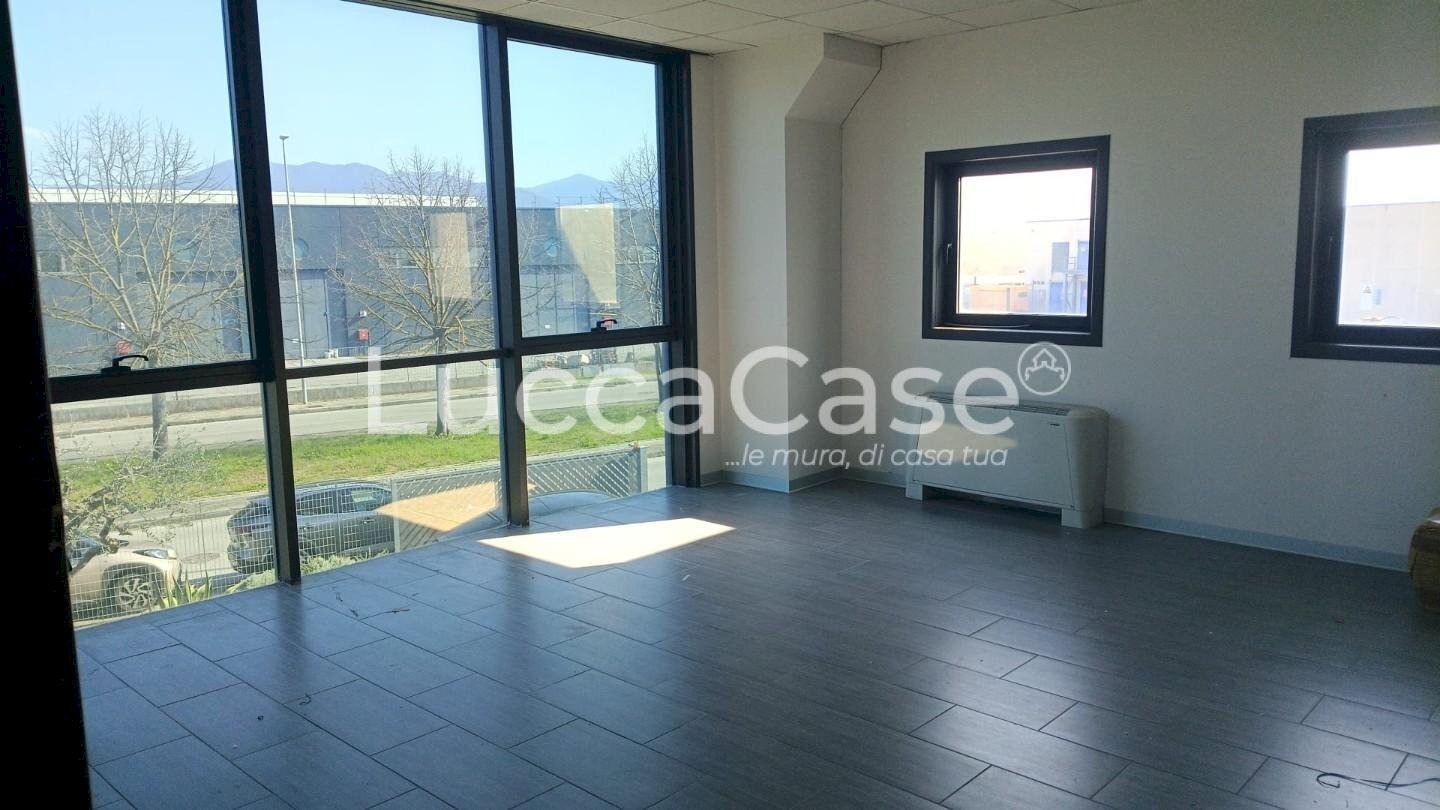 Office Ospedaletto - photo 2